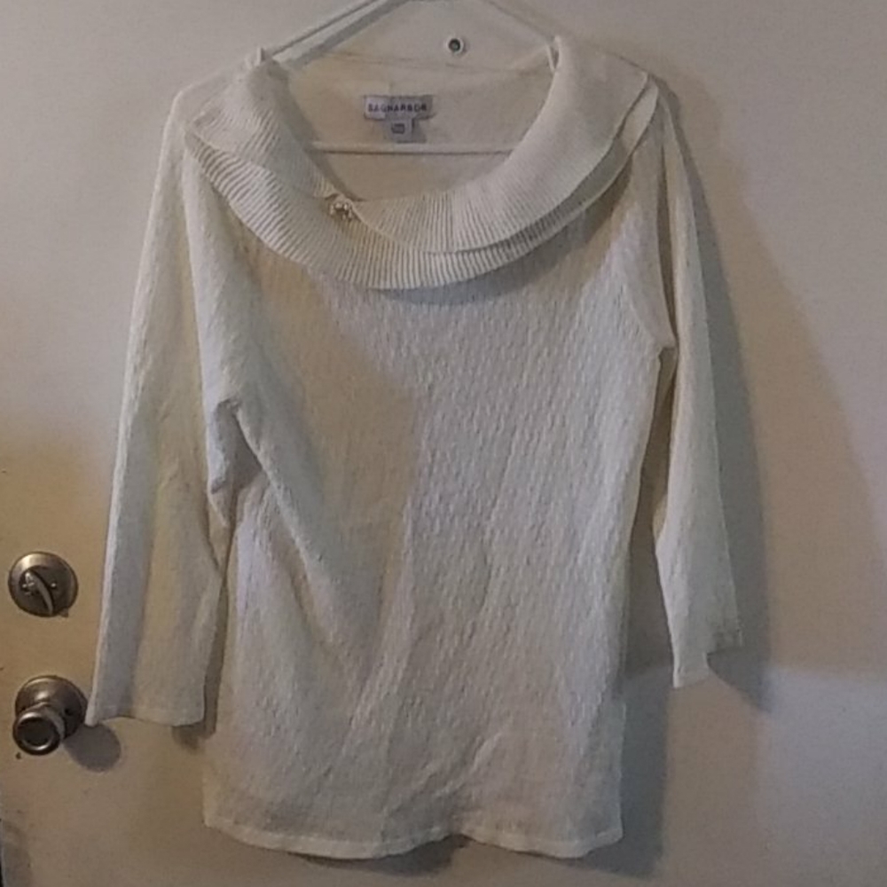 White sweater by sagharbor